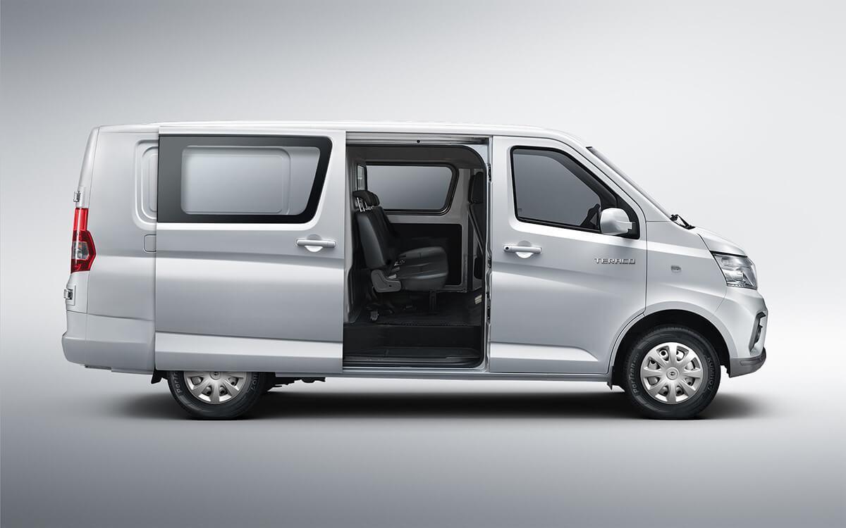 TERA-V8 có hai phiên bản 2 chỗ và 5 chỗ