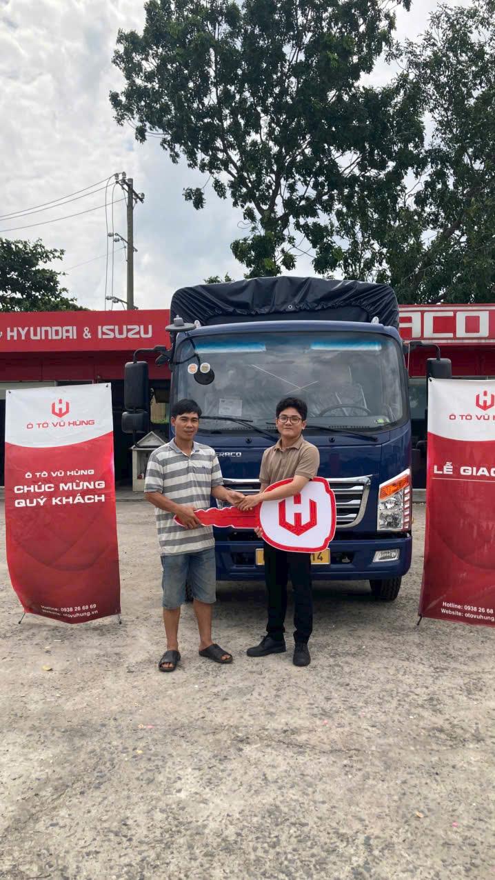 Bàn giao xe Tera 345SL cho khách hàng về Đồng Nai.
